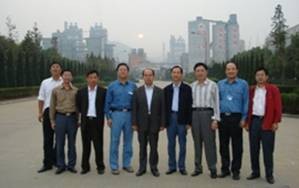 2007年10月24日，國(guó)家發(fā)改委經(jīng)濟(jì)運(yùn)行局副局長(zhǎng)賈銀松考察江西亞?wèn)|